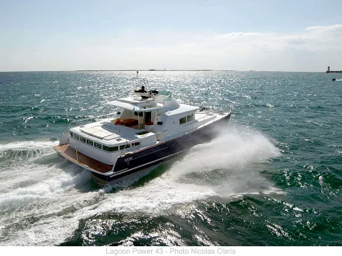 Lagoon 43 — power catamaran available for private charter